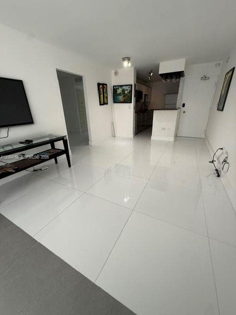 5555 Collins Ave # 4P, Miami Beach, FL 33140 photo 4