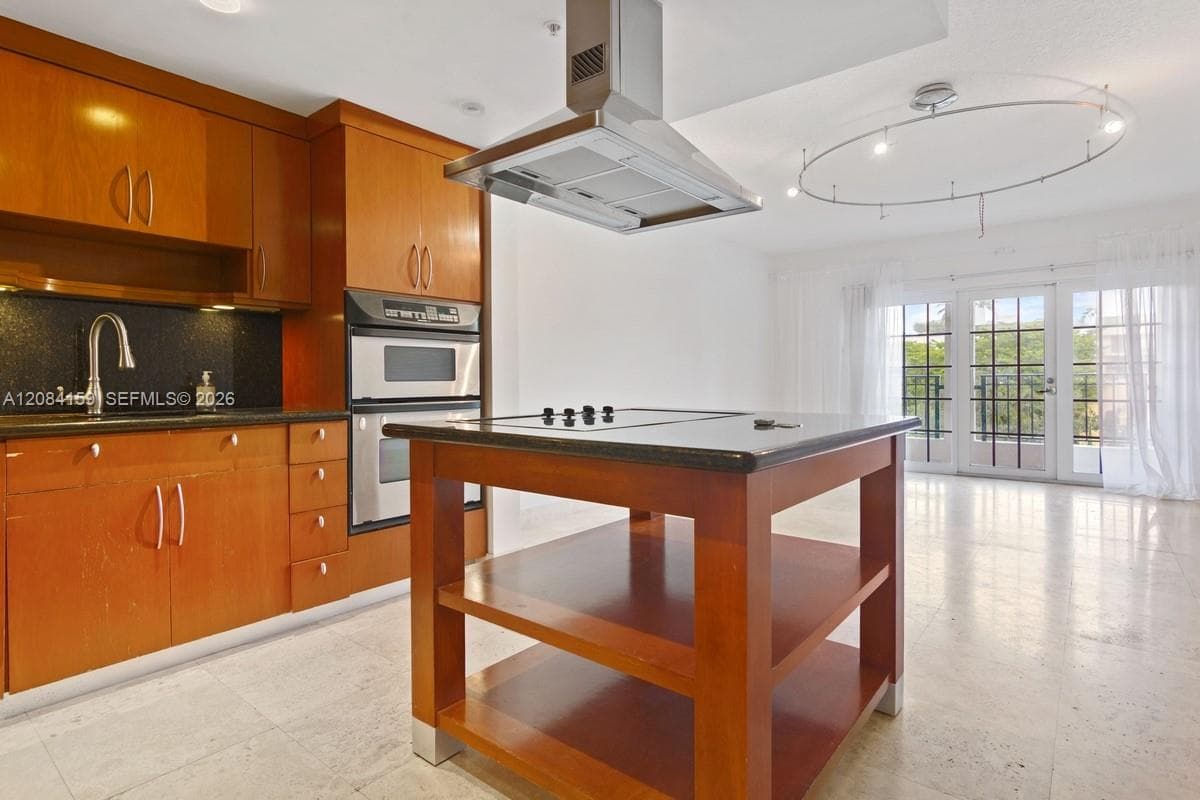 300 Euclid Ave # 209, Miami Beach, FL 33139 photo 5