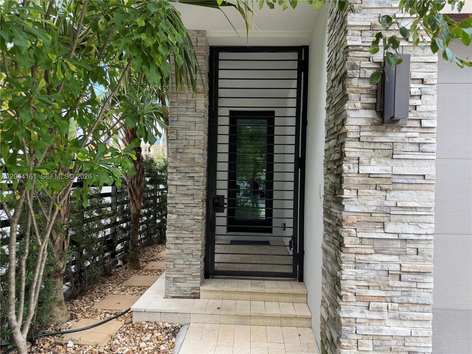 106 NE 16th Ter, Fort Lauderdale, FL 33301 photo 3