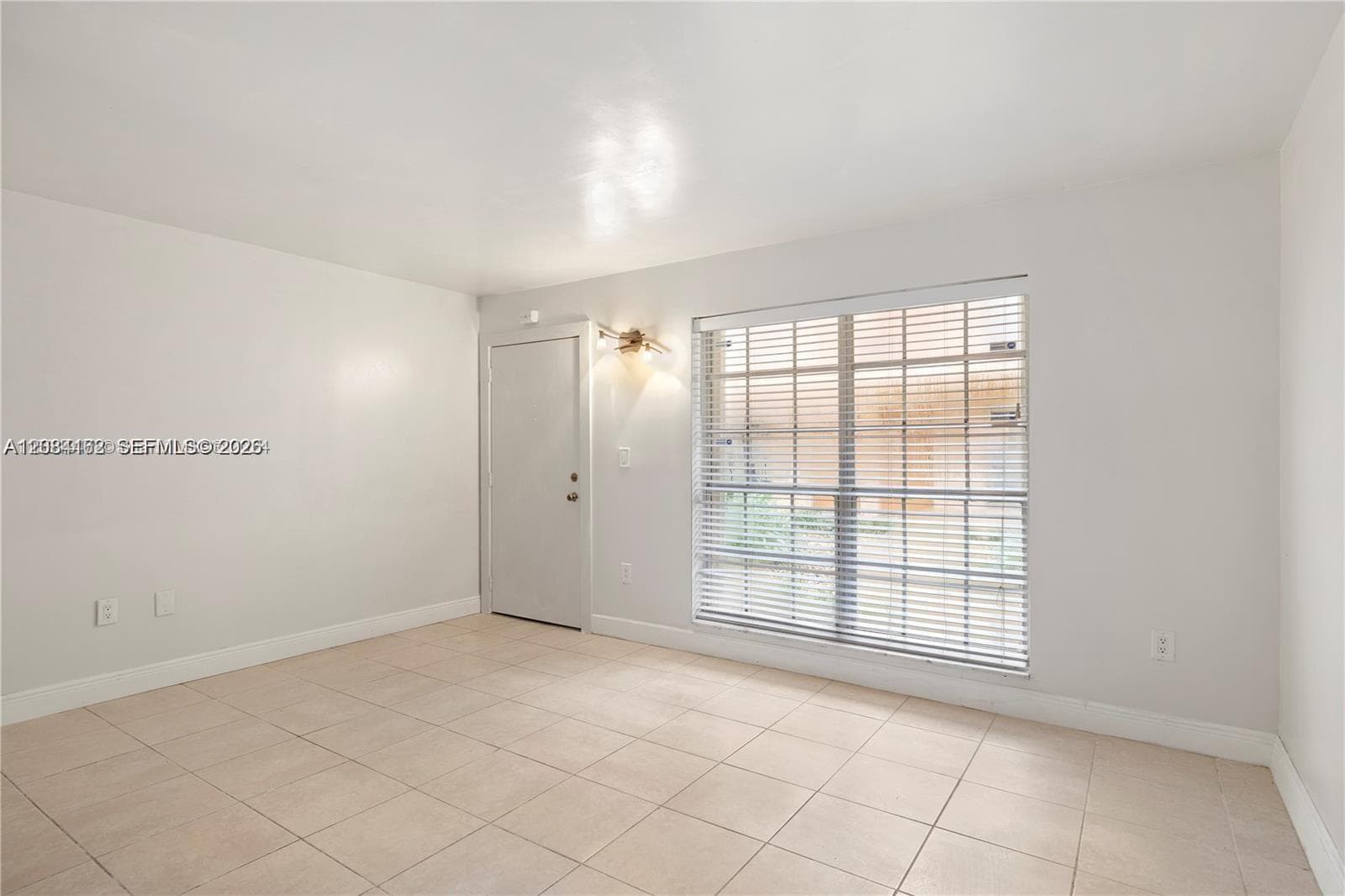 7241 Miami Lakes Dr # D19, Miami Lakes, FL 33014 photo 6