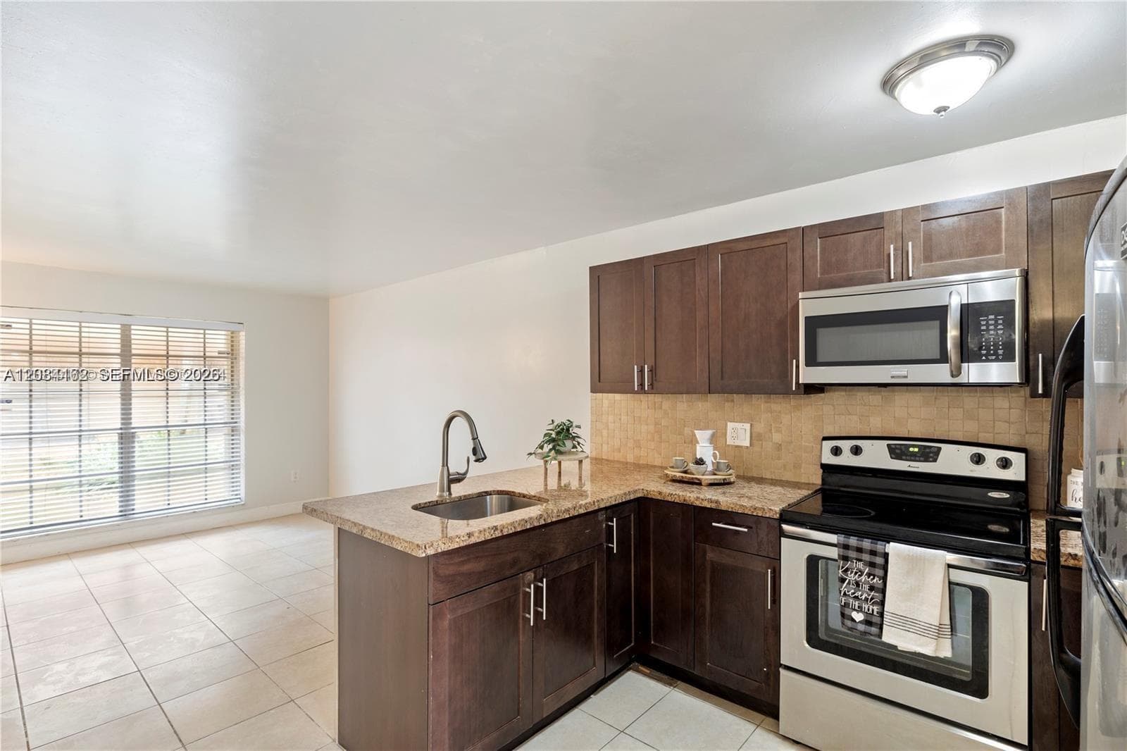 7241 Miami Lakes Dr # D19, Miami Lakes, FL 33014 photo 3
