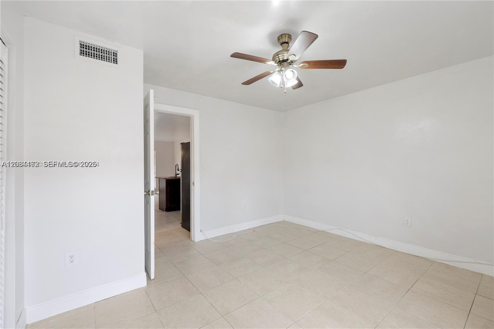 7241 Miami Lakes Dr # D19, Miami Lakes, FL 33014 photo 10