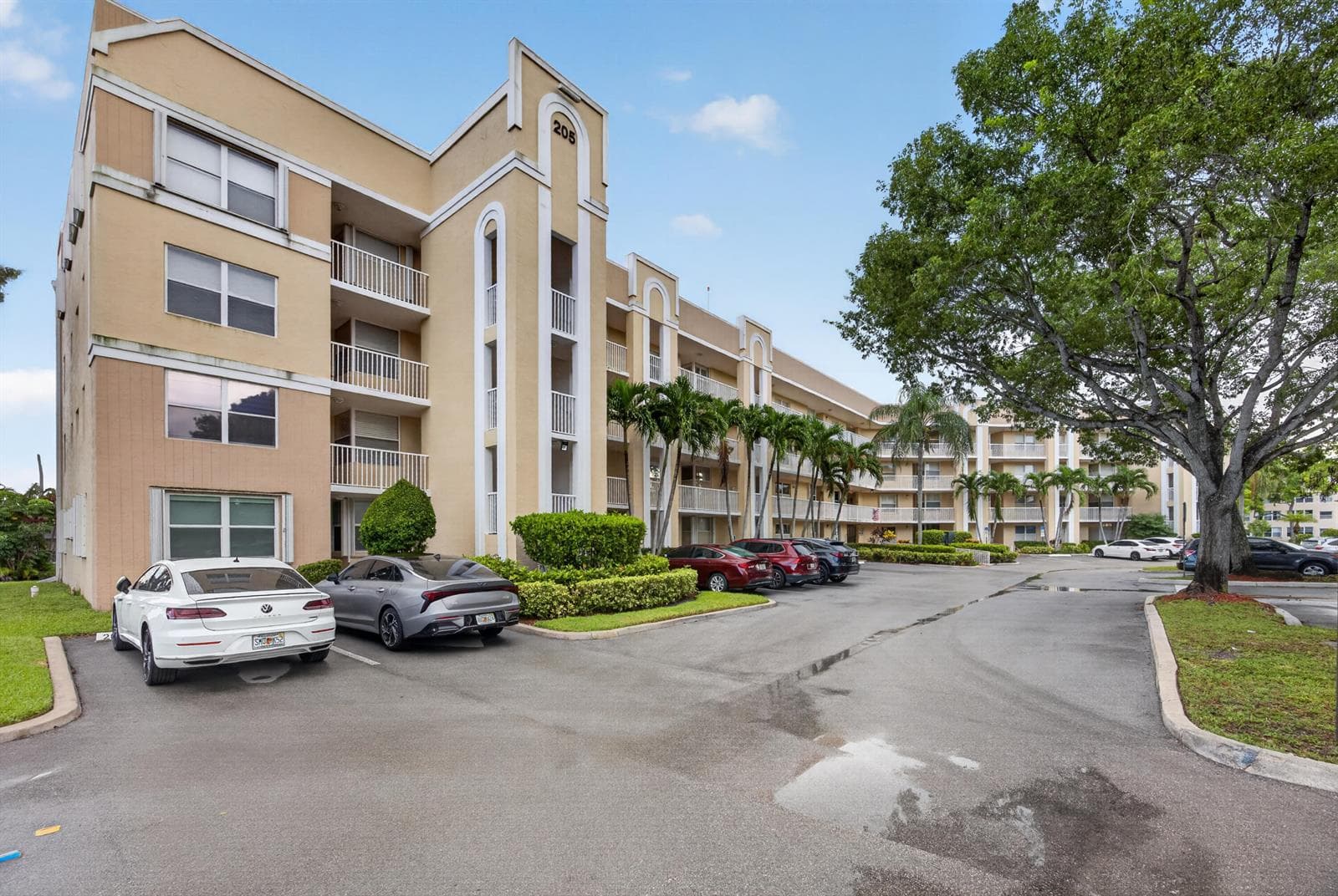 10346 NW 24TH Place # 406, Sunrise, FL 33322