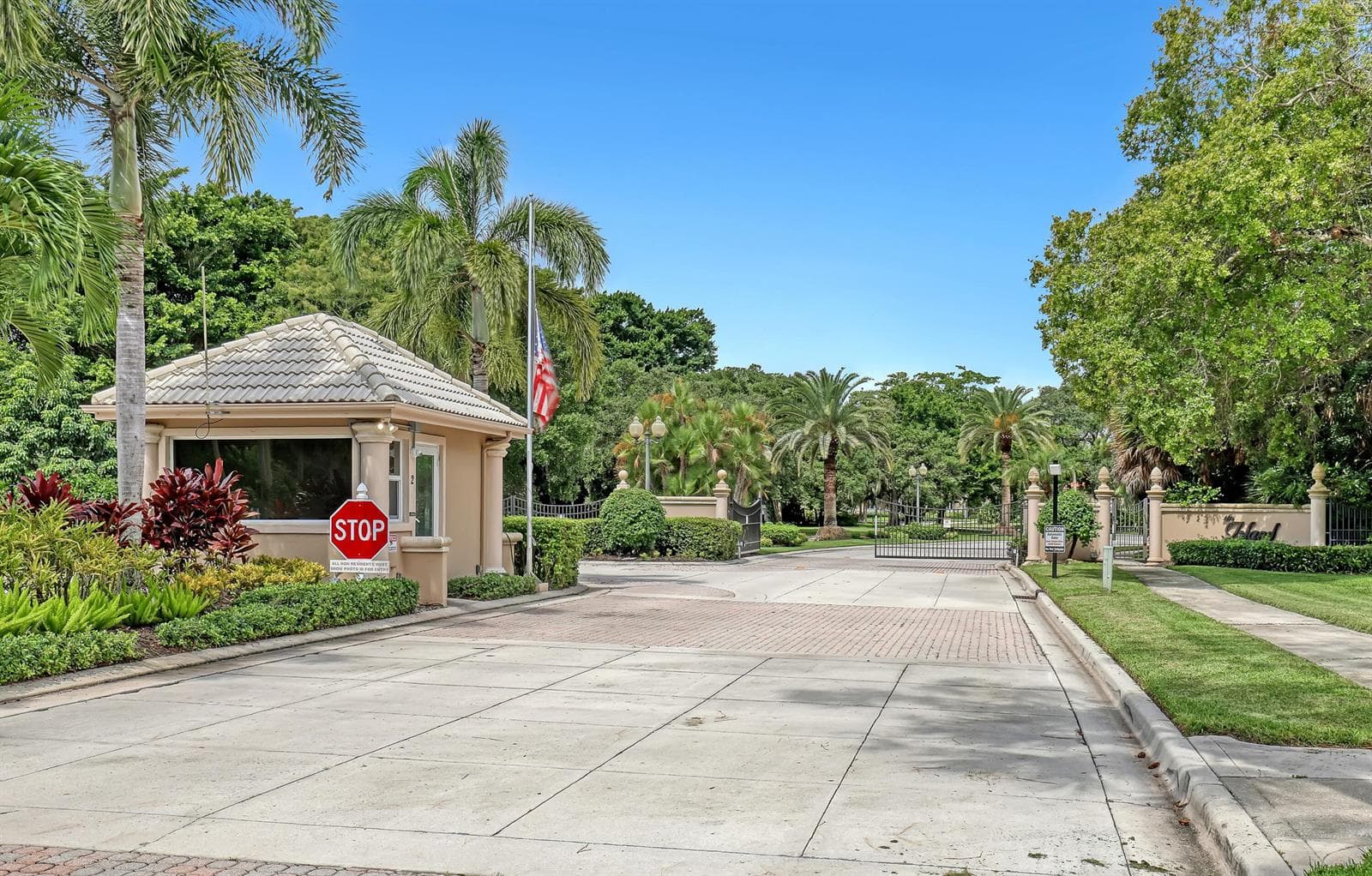 23 Windward Isle, Palm Beach Gardens, FL 33418 photo 3