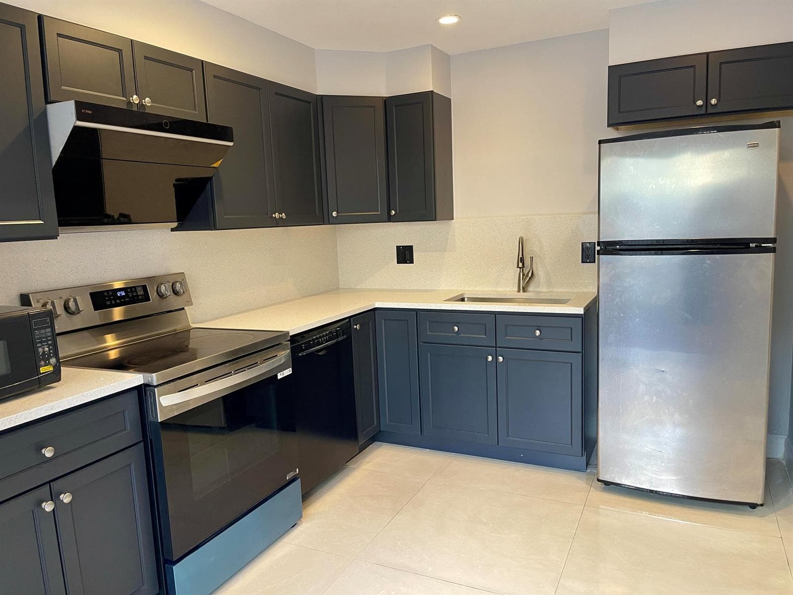 3555 NW 91st Lane, Sunrise, FL 33351 photo 4