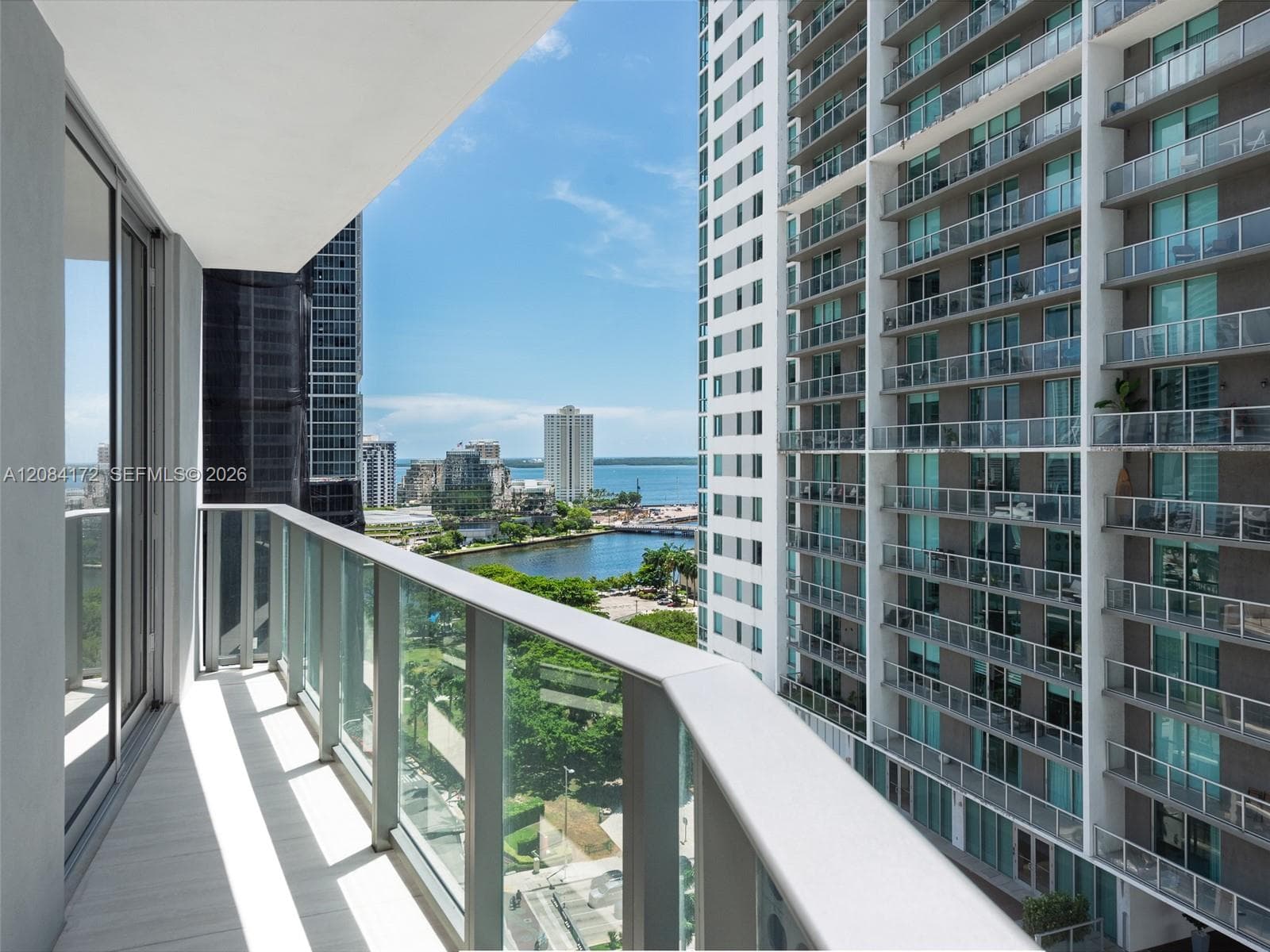 77 SE 5th St # 1714, Miami, FL 33131 photo 2