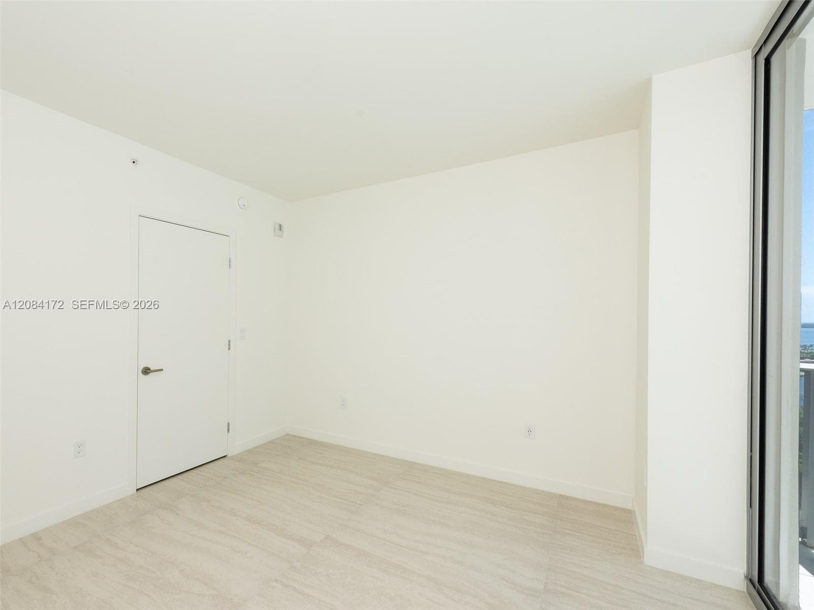 77 SE 5th St # 1714, Miami, FL 33131 photo 11