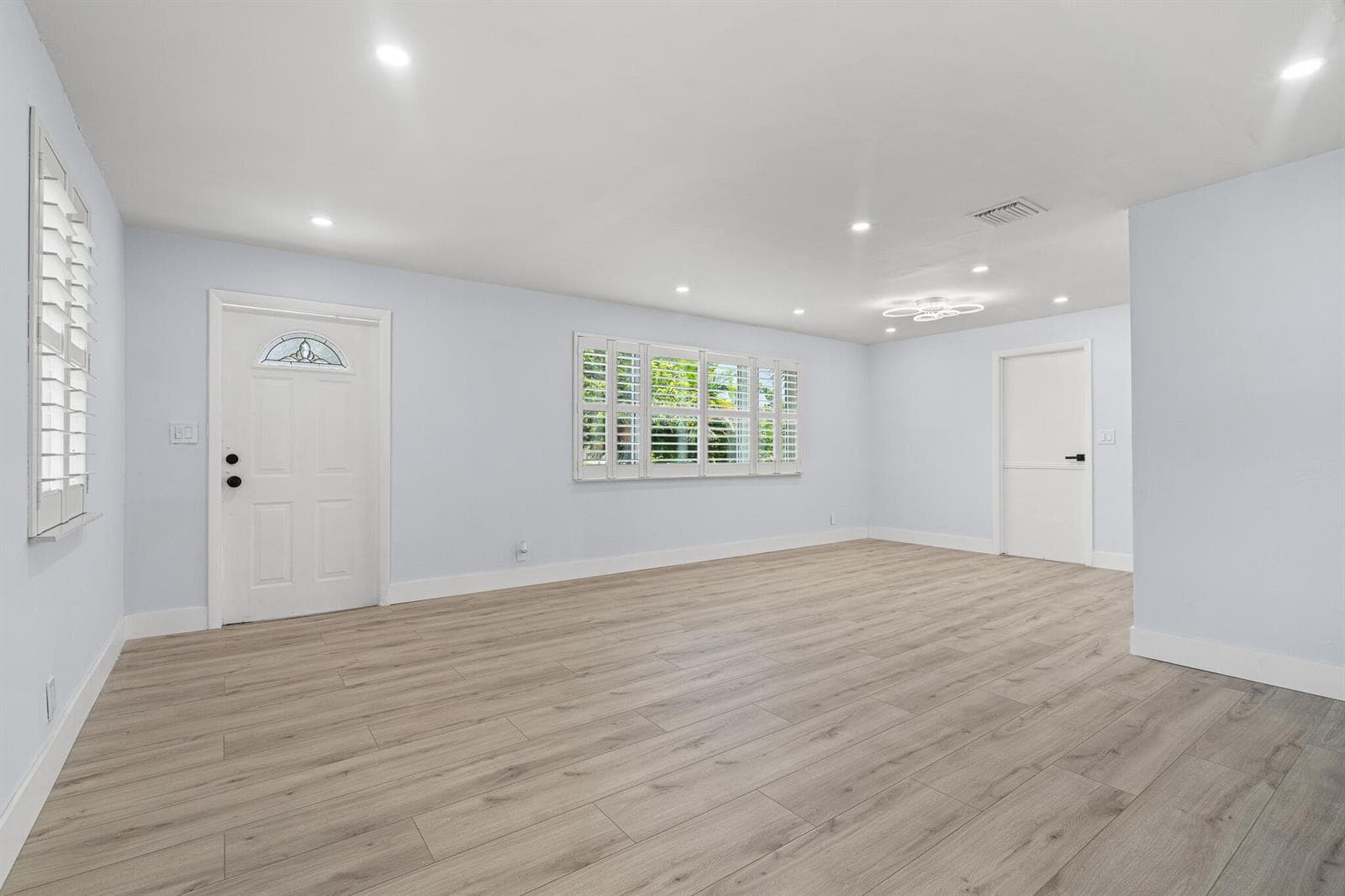 160 NE 60TH Street, Oakland Park, FL 33334 photo 7