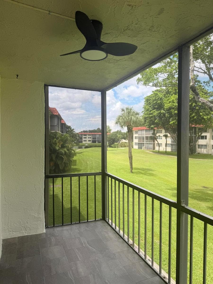830 S HOLLYBROOK Drive # 204, Pembroke Pines, FL 33025 photo 9