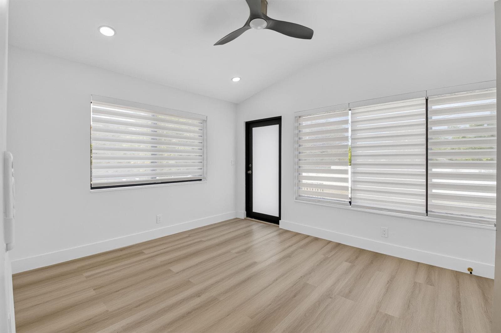 401 NE 15TH Terrace, Boca Raton, FL 33432 photo 12