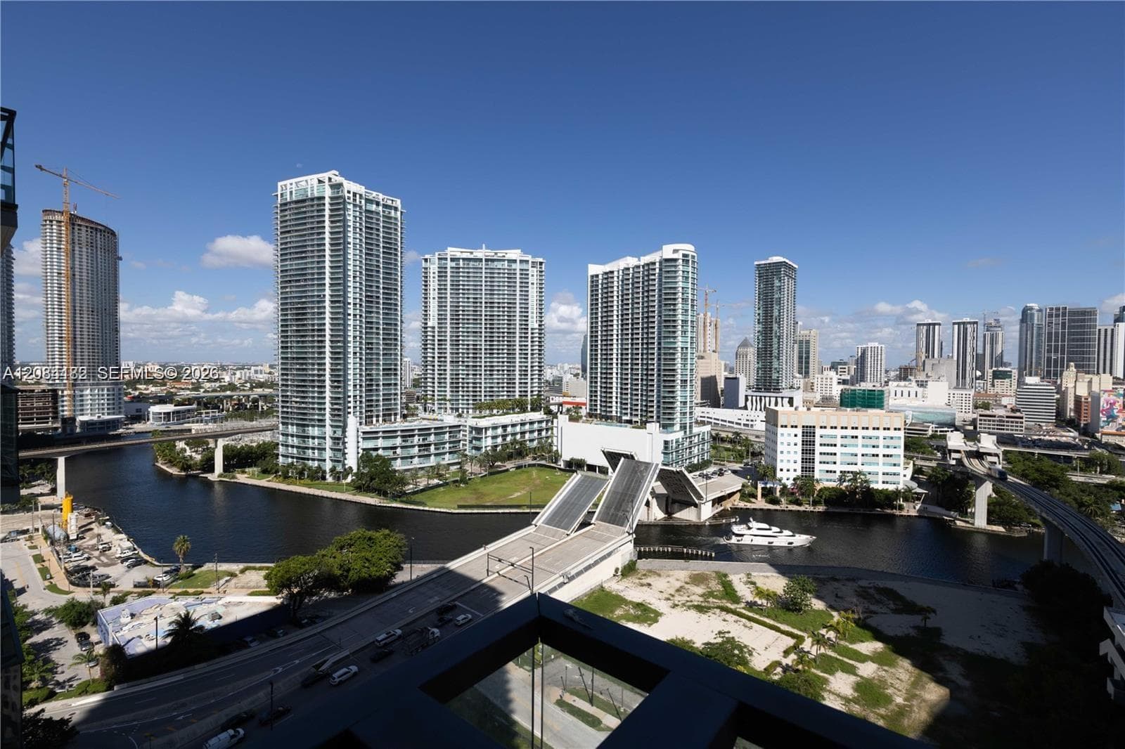 68 SE 6th St # 1605, Miami, FL 33131 photo 5