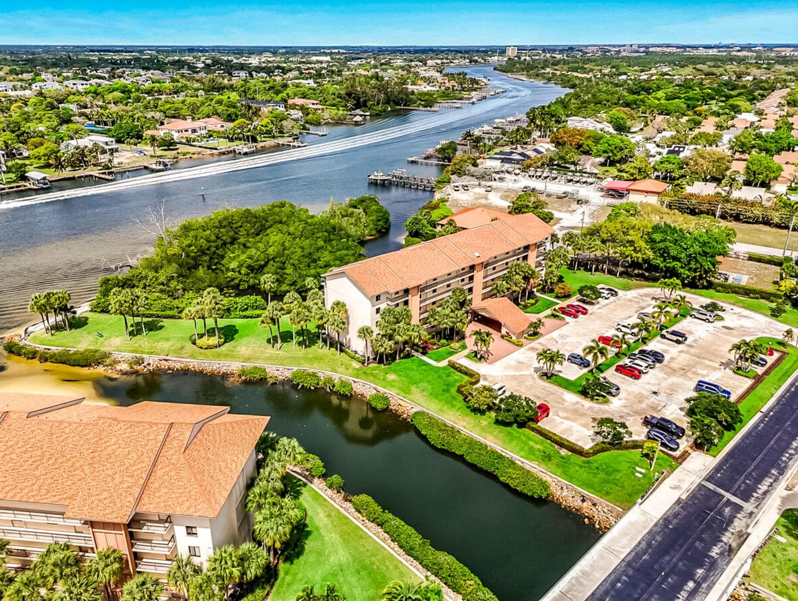 1701 Marina Isle Way # 103, Jupiter, FL 33477 photo 8