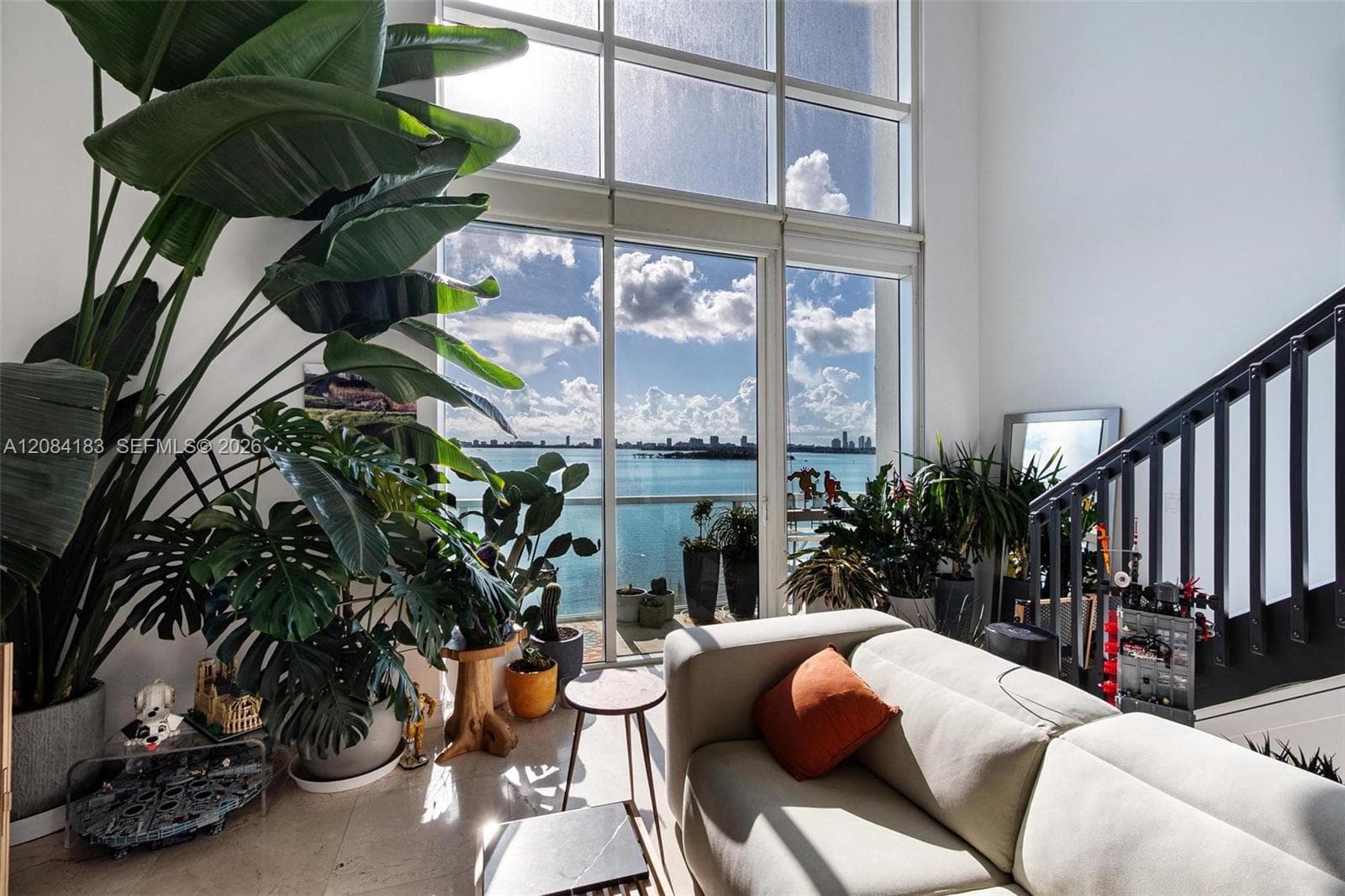665 NE 25th St # 403, Miami, FL 33137 photo 5