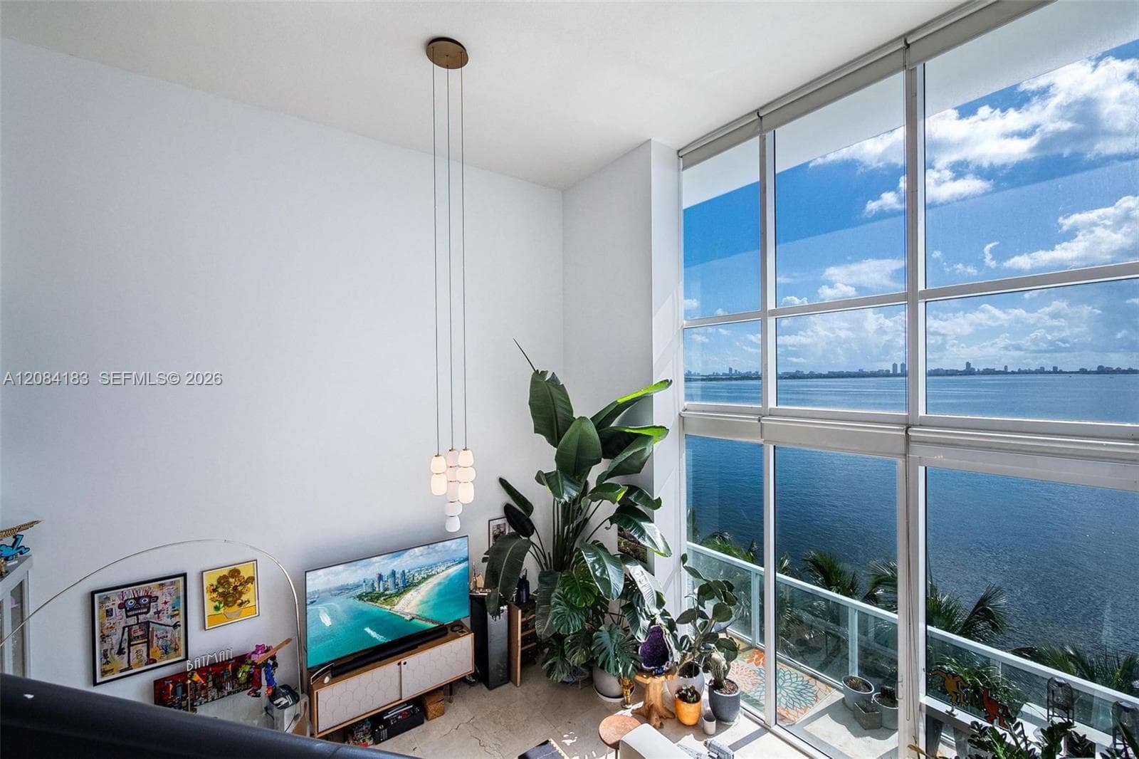 665 NE 25th St # 403, Miami, FL 33137 photo 4