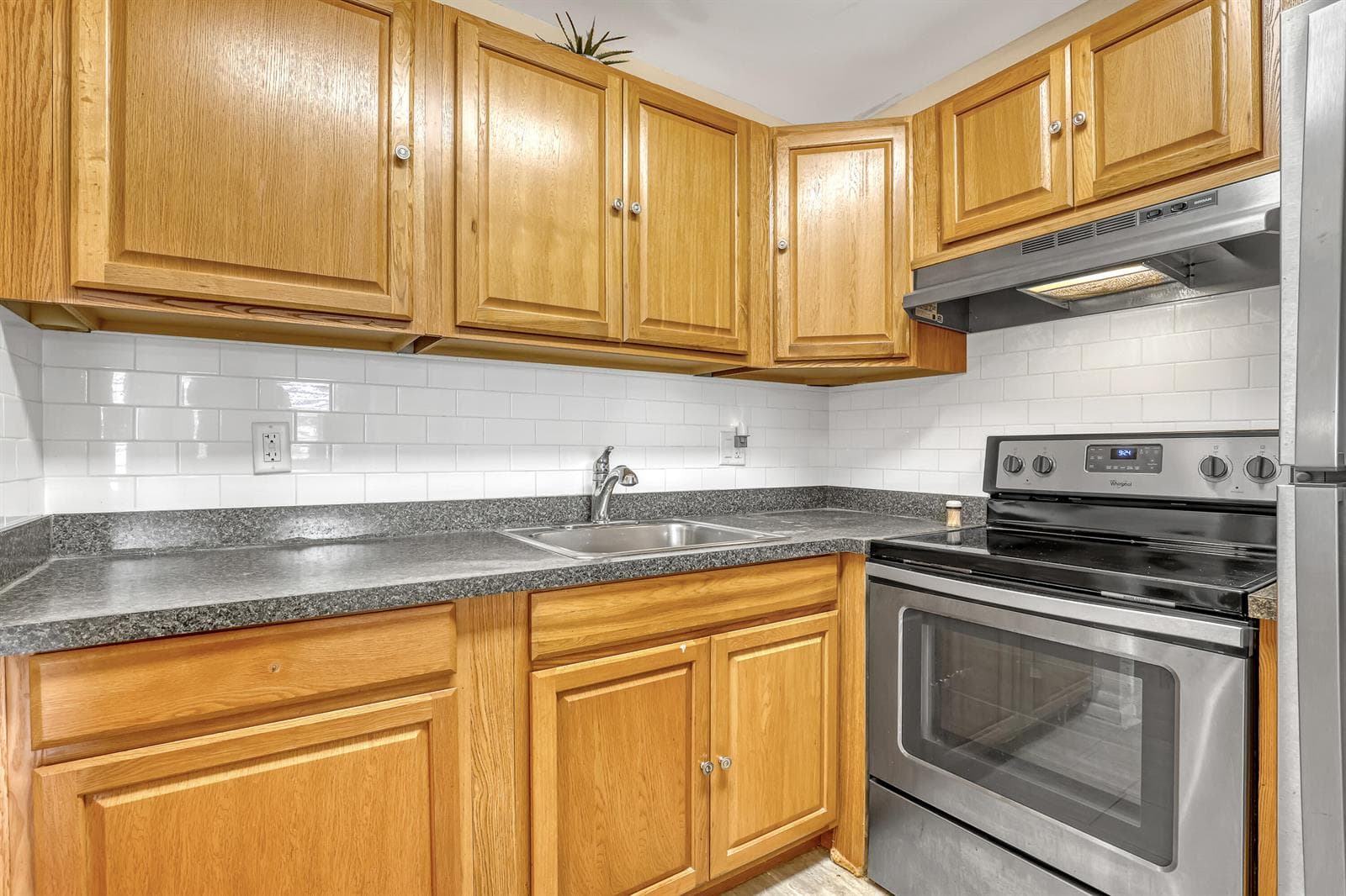 171 Norwich H, West Palm Beach, FL 33417 photo 6