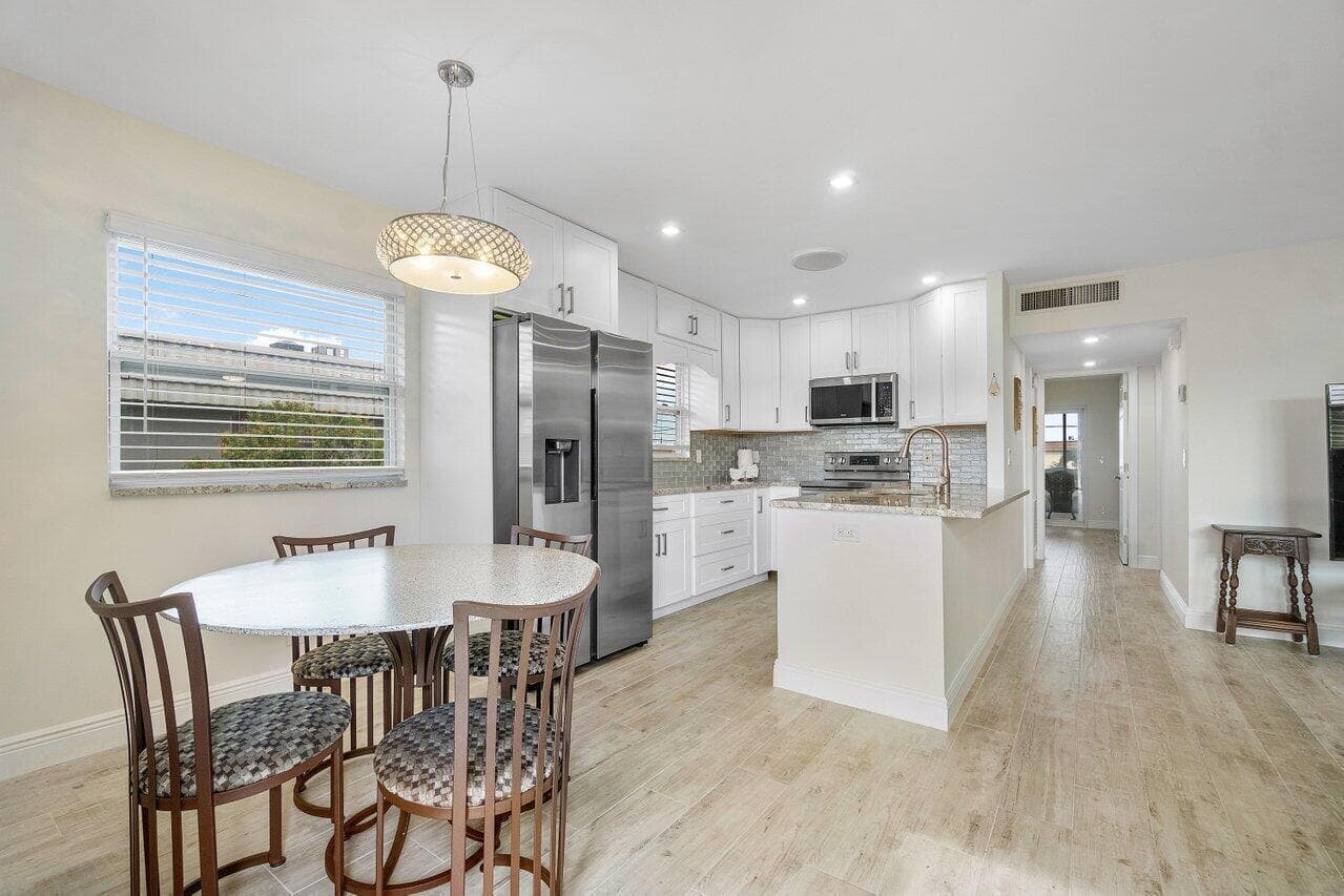 76 FLANDERS B, Delray Beach, FL 33484 photo 6