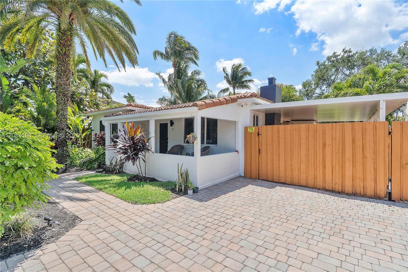 705 SW 8th Ave, Fort Lauderdale, FL 33315 photo 3