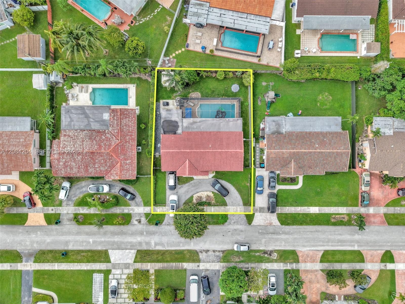 2211 SW 98th Pl, Miami, FL 33165 photo 3