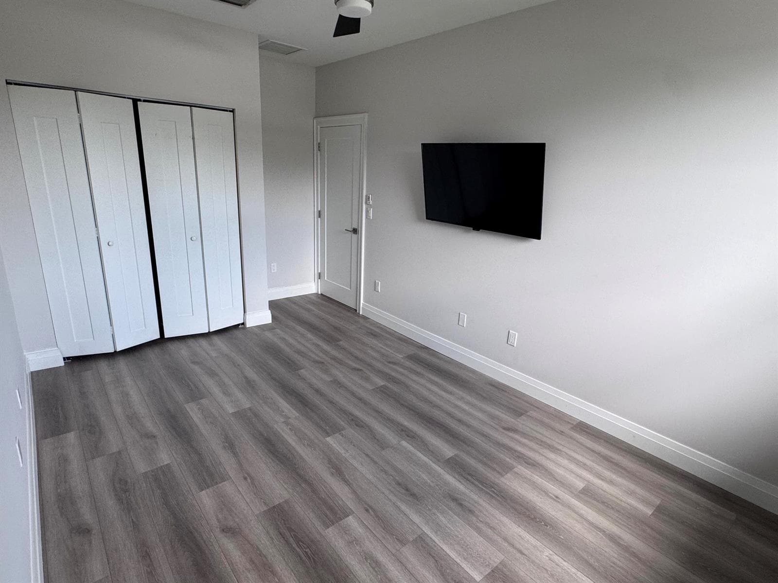 1101 NE 3RD Avenue, Fort Lauderdale, FL 33304 photo 9