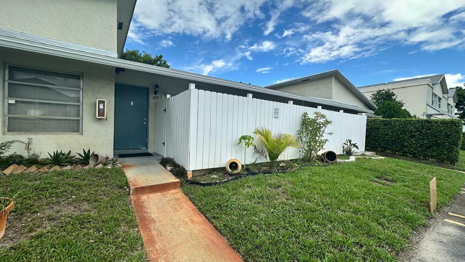 3000 NW 5th Terrace # 107, Pompano Beach, FL 33064 photo 2