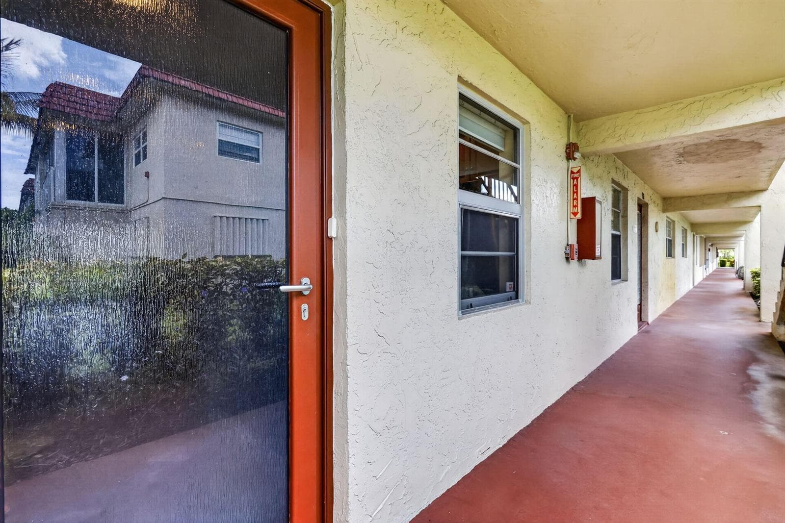 22 ABBEY Lane # 101, Delray Beach, FL 33446 photo 2