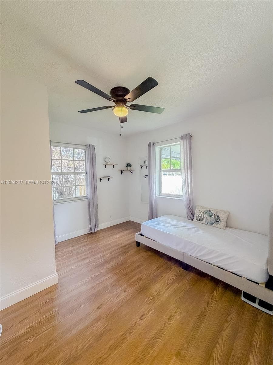 2740 Dewey St, Hollywood, FL 33020 photo 3