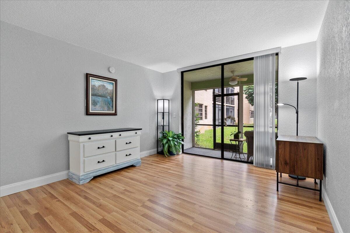 4760 Lucerne Lakes Boulevard W # 105, Lake Worth, FL 33467 photo 9