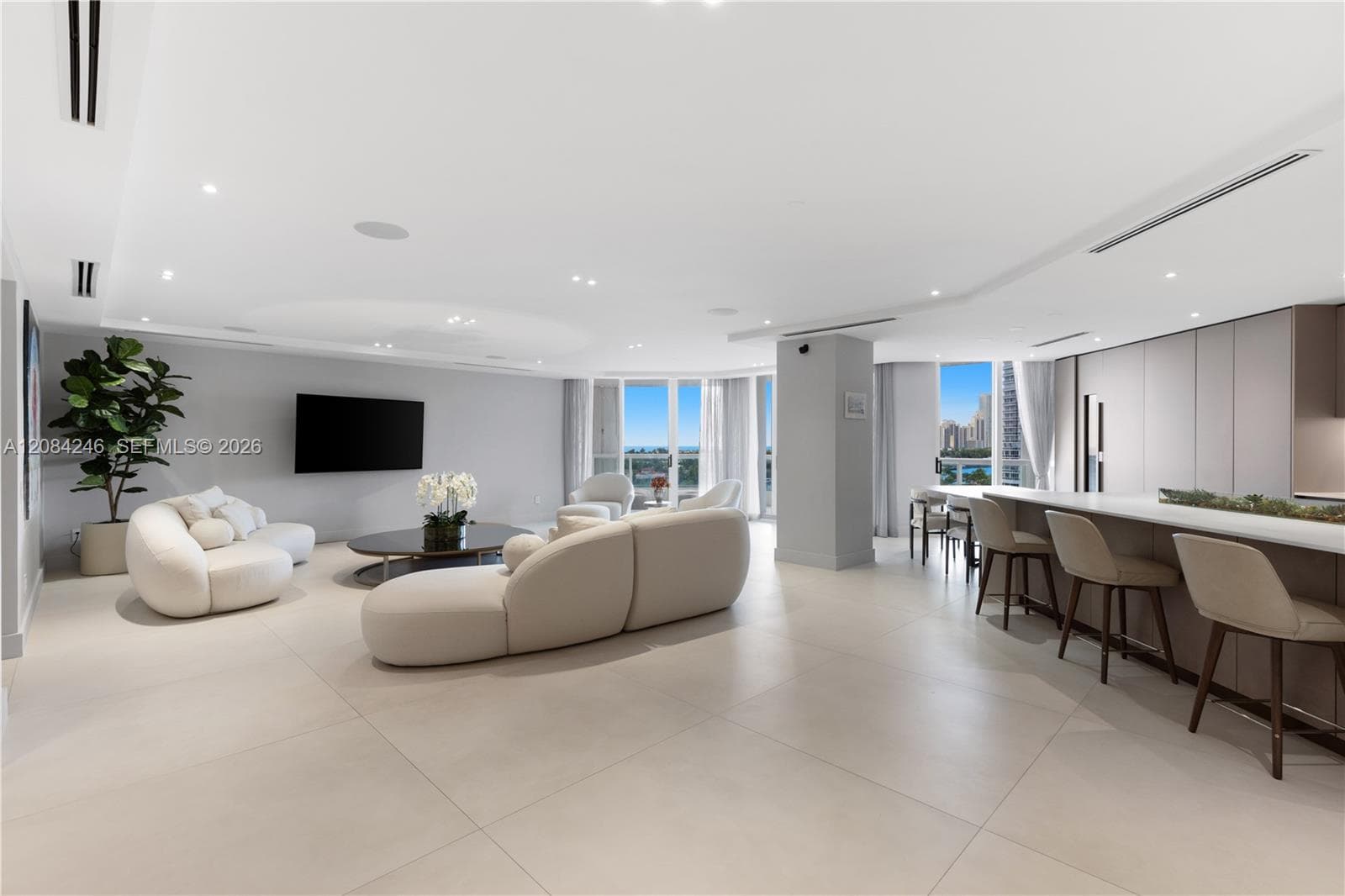 21050 Point Pl # 902, Aventura, FL 33180 photo 7
