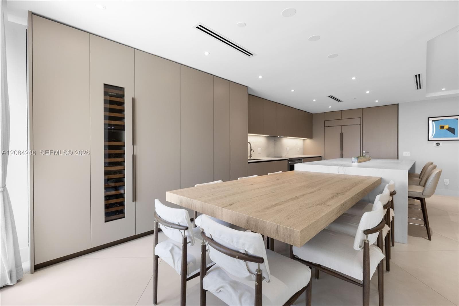 21050 Point Pl # 902, Aventura, FL 33180 photo 4