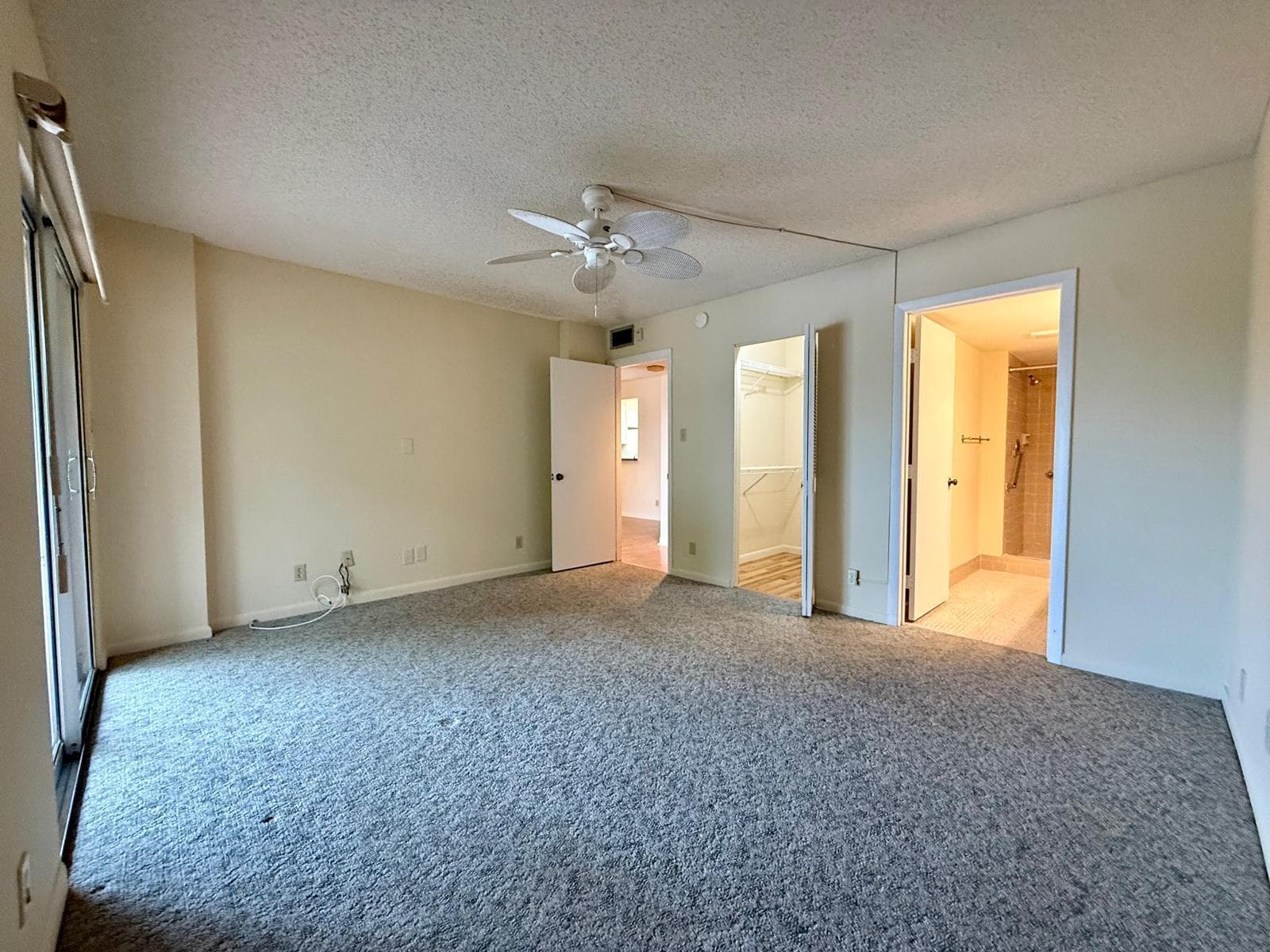 2212 S CYPRESS BEND Drive # 303, Pompano Beach, FL 33069 photo 7