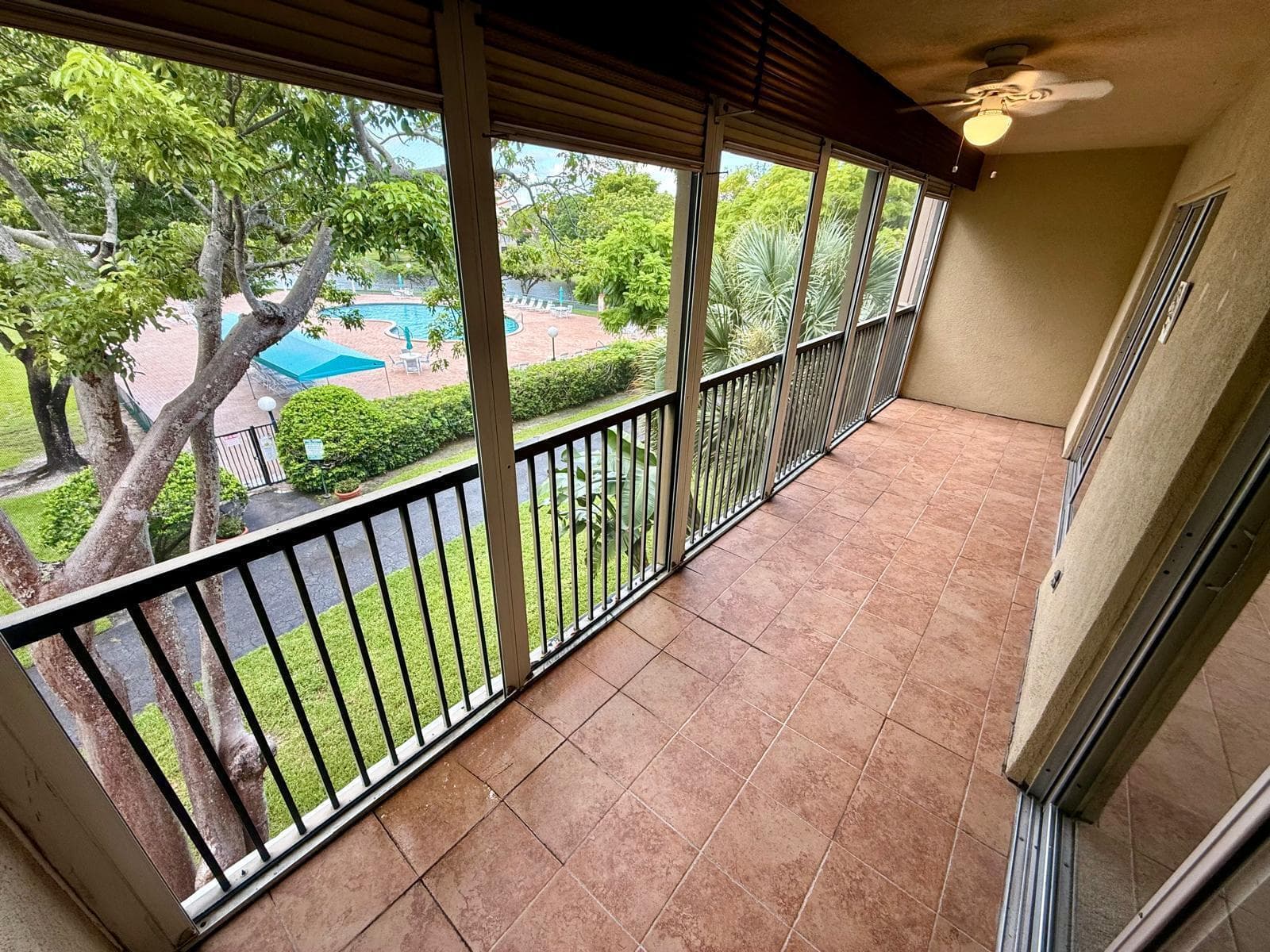 2212 S CYPRESS BEND Drive # 303, Pompano Beach, FL 33069 photo 5