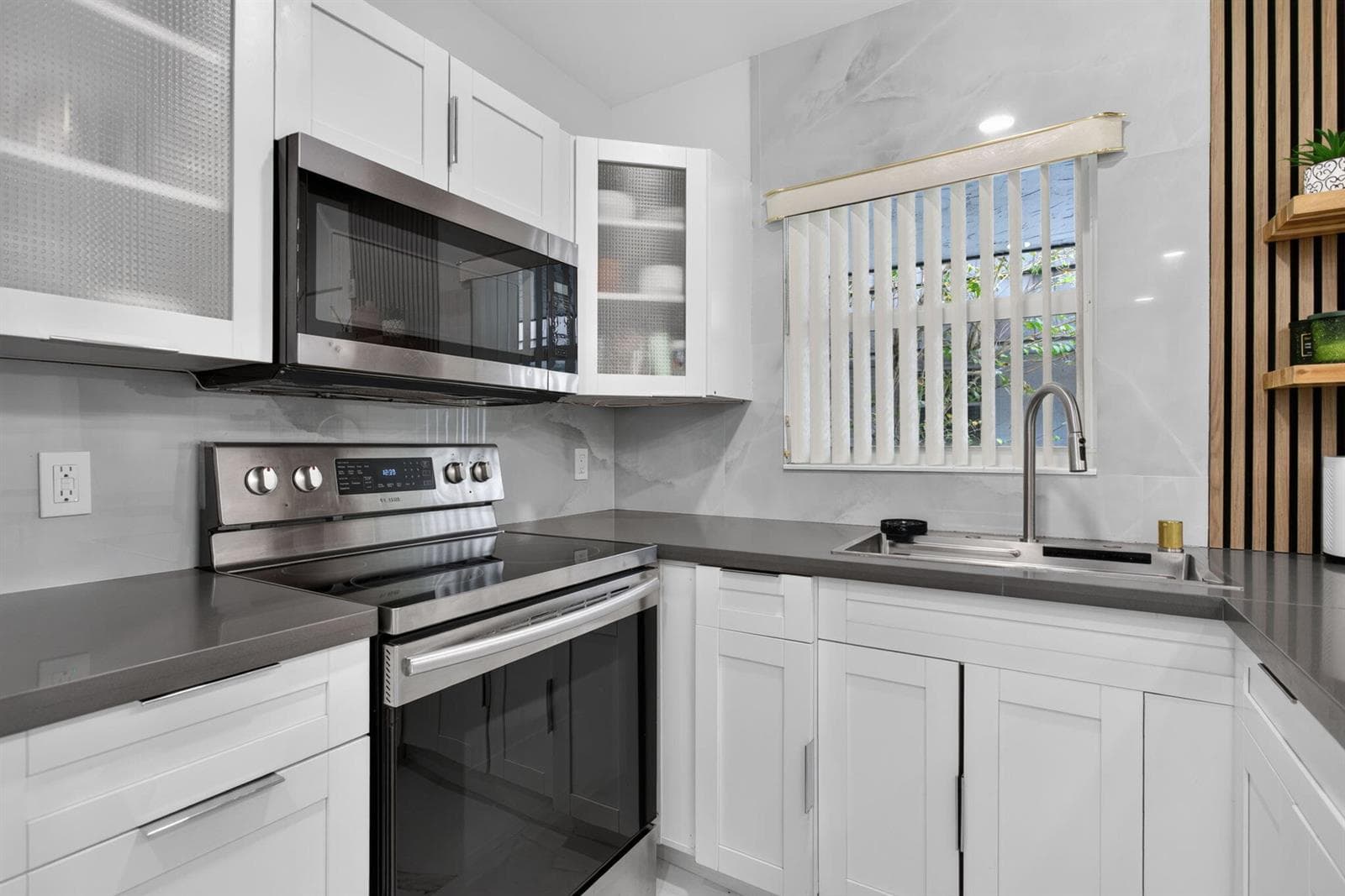 8404 W SAMPLE Road # 230, Coral Springs, FL 33065 photo 7