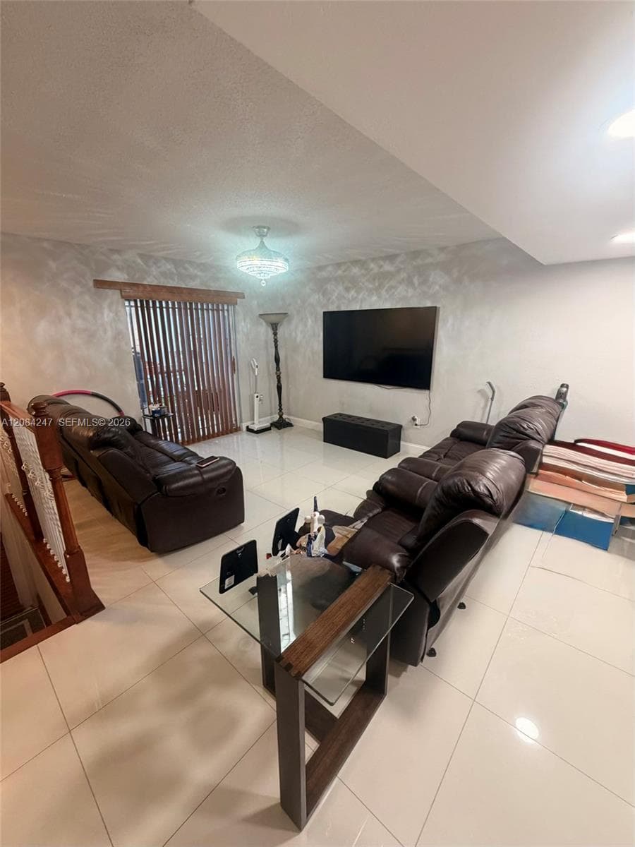 4417 W 11th Ave # 43, Hialeah, FL 33012 photo 2