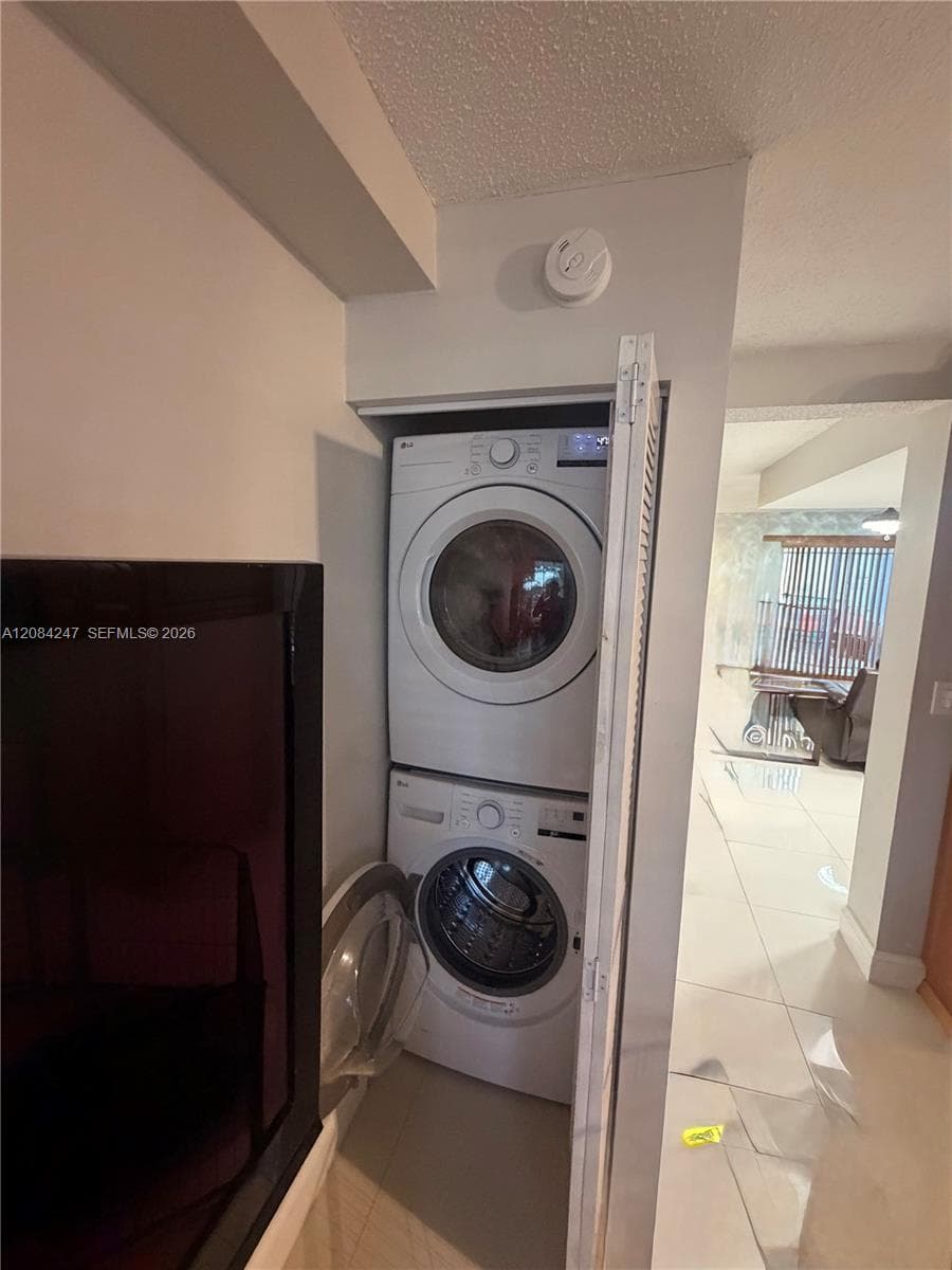 4417 W 11th Ave # 43, Hialeah, FL 33012 photo 6