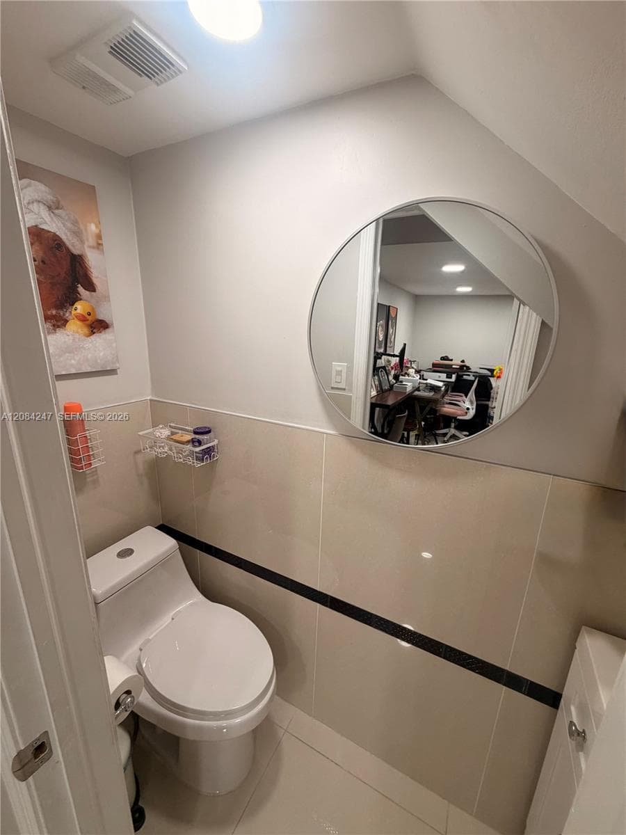 4417 W 11th Ave # 43, Hialeah, FL 33012 photo 4