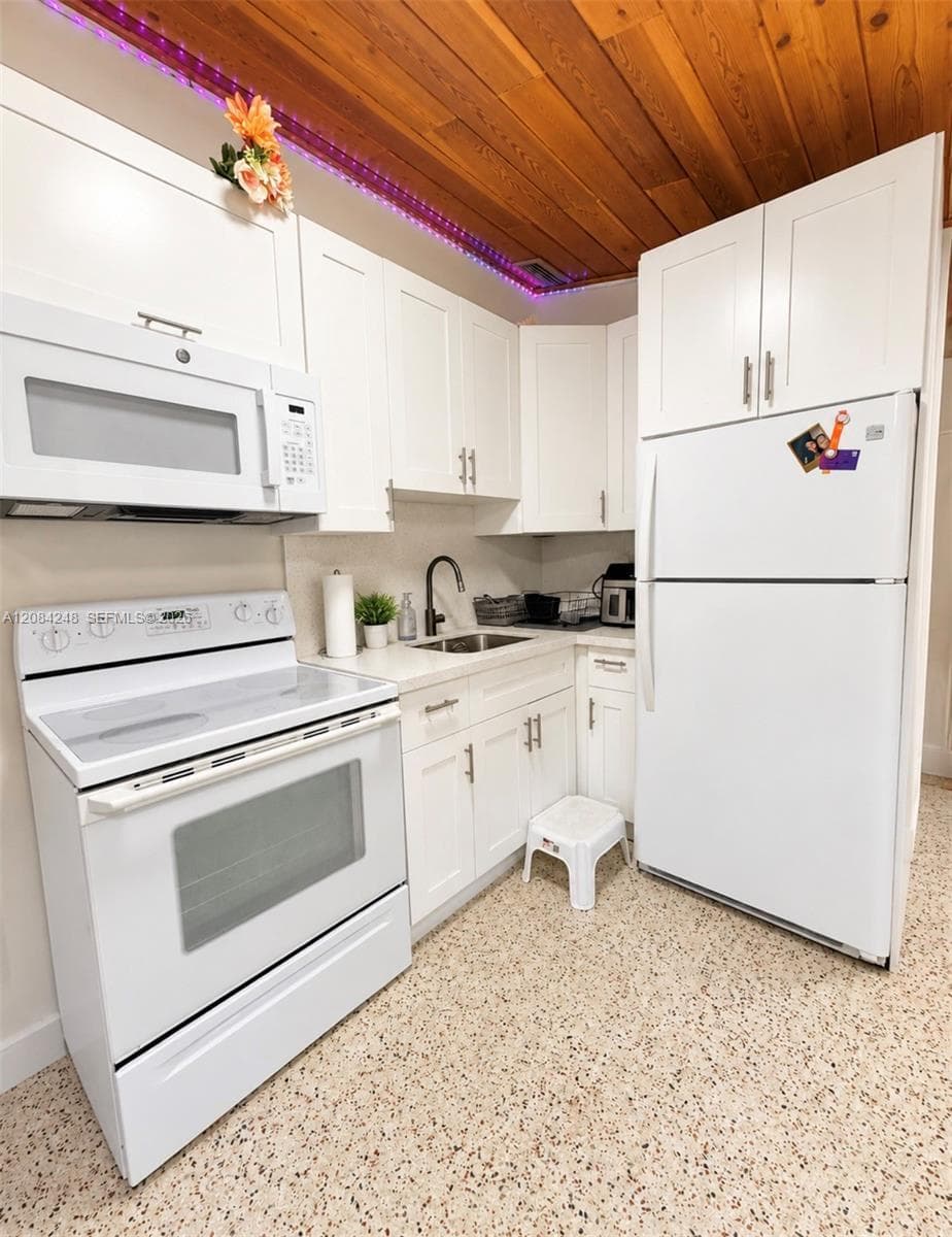311 NW 56th Ave # B, Miami, FL 33126 photo 5