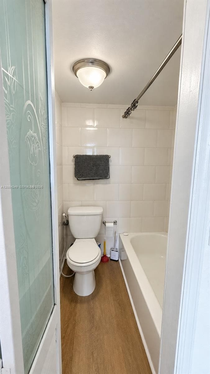 1990 Marseille Dr # 407, Miami Beach, FL 33141 photo 12