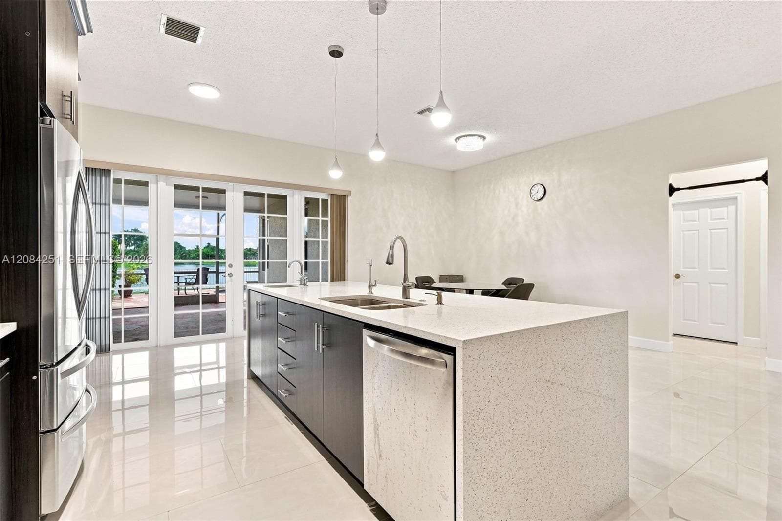 1421 NW 159th Ave, Pembroke Pines, FL 33028 photo 7