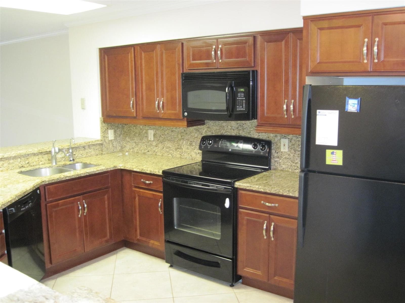 2232 N CYPRESS BEND Drive # 307, Pompano Beach, FL 33069 photo 2