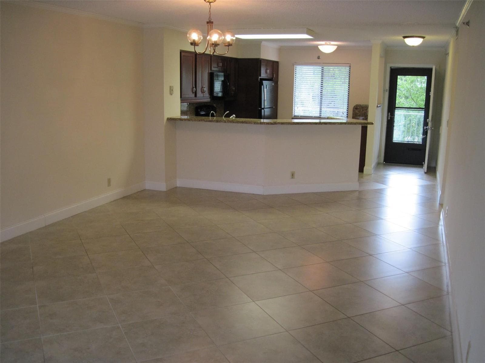 2232 N CYPRESS BEND Drive # 307, Pompano Beach, FL 33069 photo 6