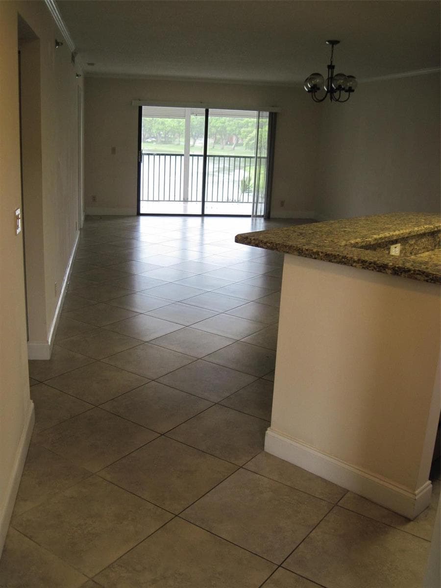 2232 N CYPRESS BEND Drive # 307, Pompano Beach, FL 33069 photo 7