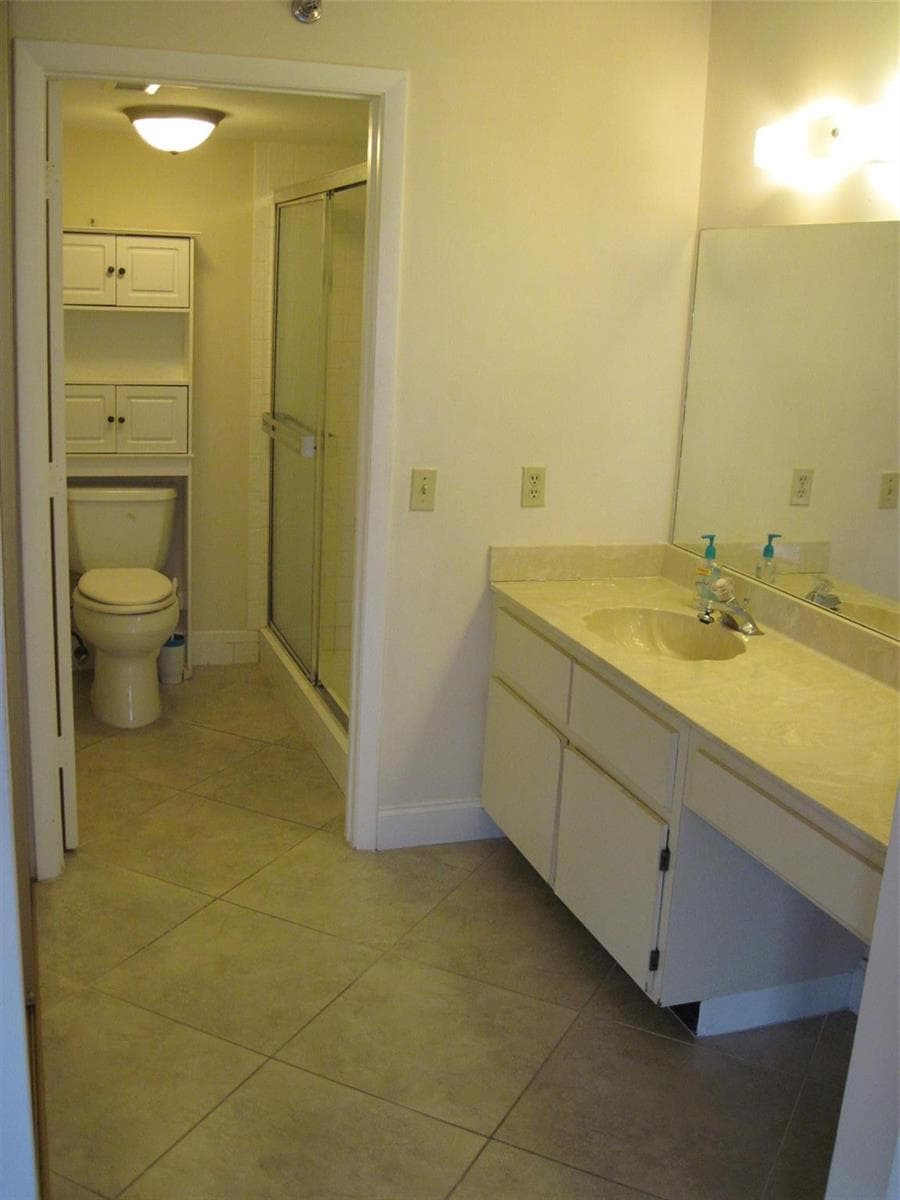 2232 N CYPRESS BEND Drive # 307, Pompano Beach, FL 33069 photo 9
