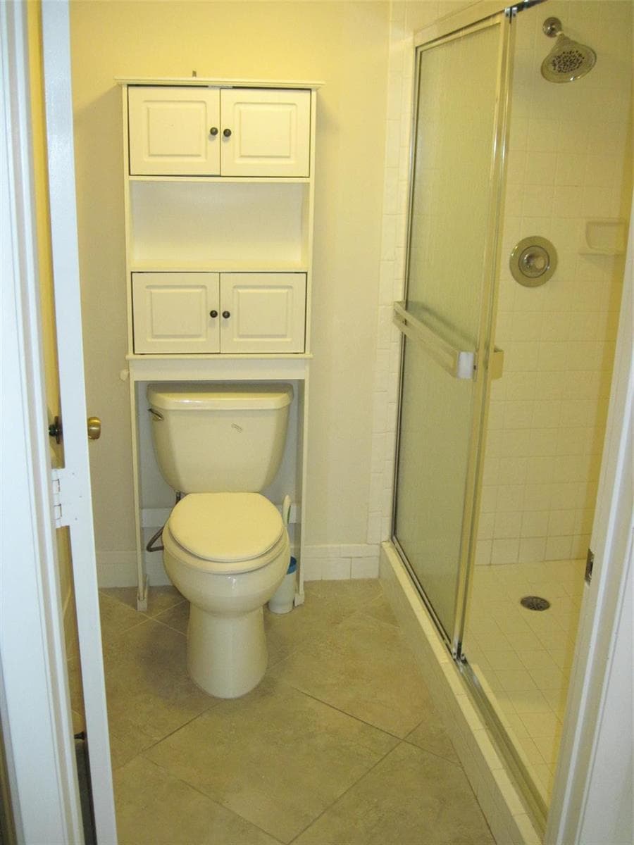 2232 N CYPRESS BEND Drive # 307, Pompano Beach, FL 33069 photo 10