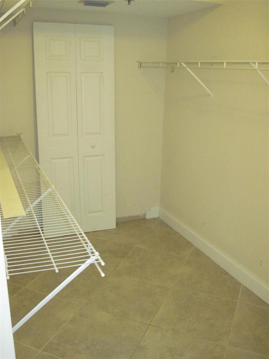 2232 N CYPRESS BEND Drive # 307, Pompano Beach, FL 33069 photo 11