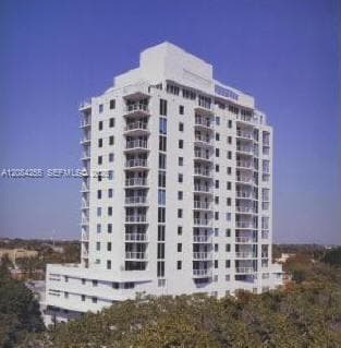 1401 SW 22nd St # 1103, Miami, FL 33145