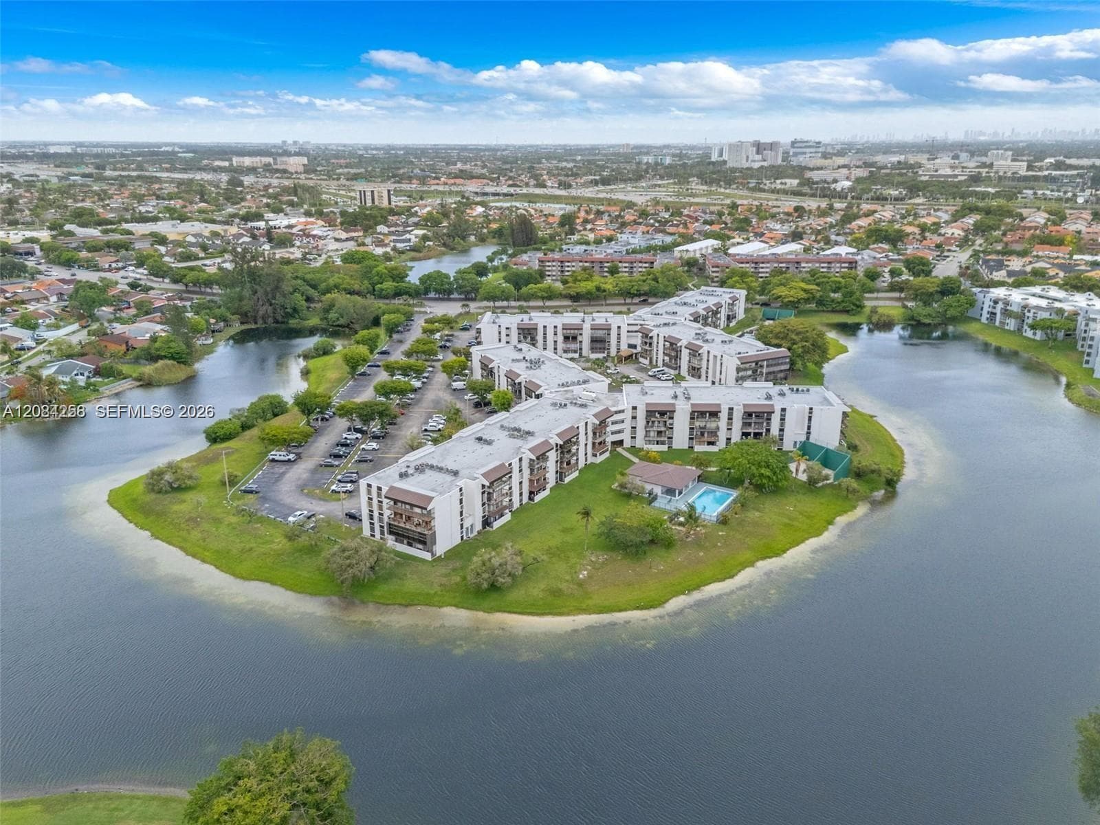 1350 SW 122nd Ave # 317, Miami, FL 33184 photo 3
