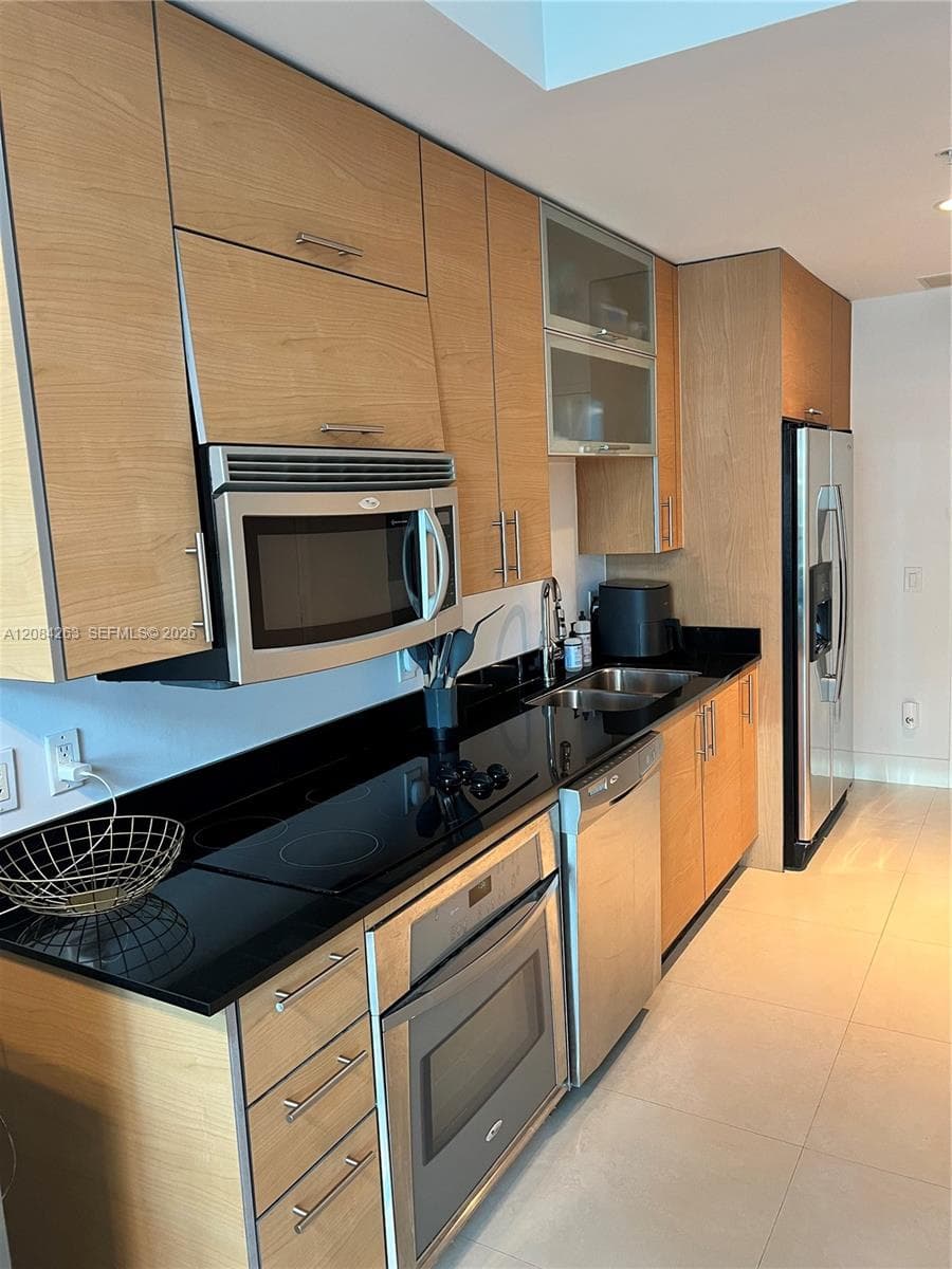 60 SW 13th St # 3222, Miami, FL 33130 photo 6