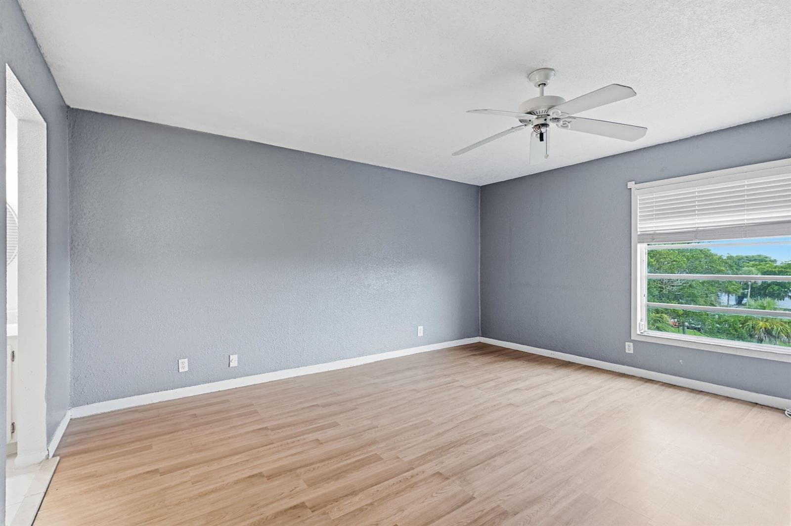 430 COMMODORE Drive # 314, Plantation, FL 33325 photo 12