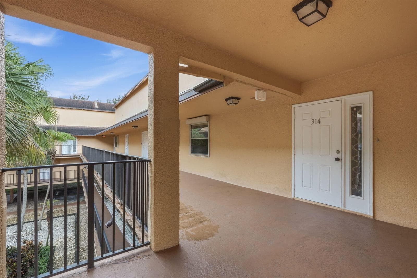 430 COMMODORE Drive # 314, Plantation, FL 33325 photo 7