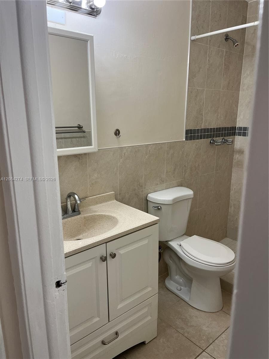 2840 Fillmore St # 7, Hollywood, FL 33020 photo 7